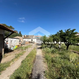 Terreno para Venda em Algueirão-Mem Martins
