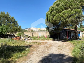 Terreno para Venda em Algueirão-Mem Martins
