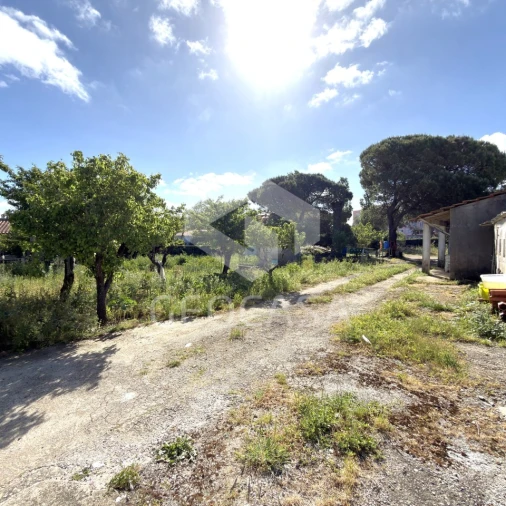 Terreno para Venda em Algueirão-Mem Martins Foto 9