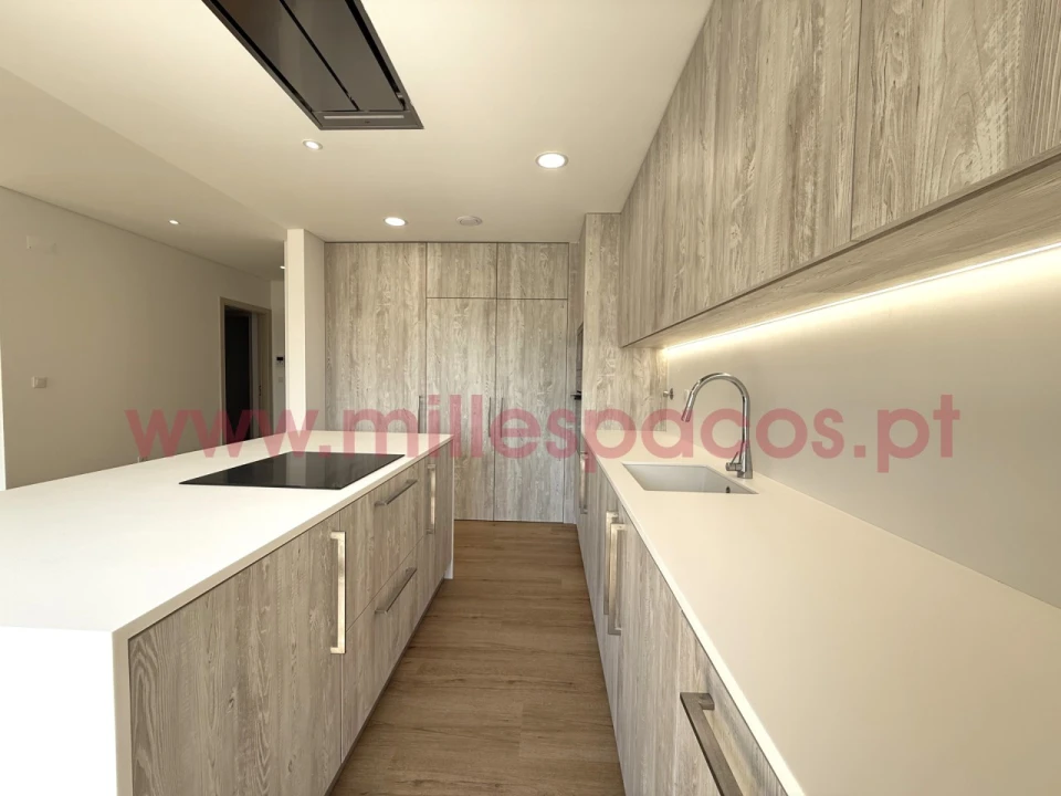 Apartamento T3 para Venda em Montijo e Afonsoeiro Foto 4