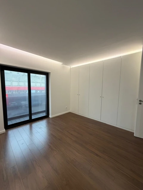Apartamento T3 para Venda em Ramalde