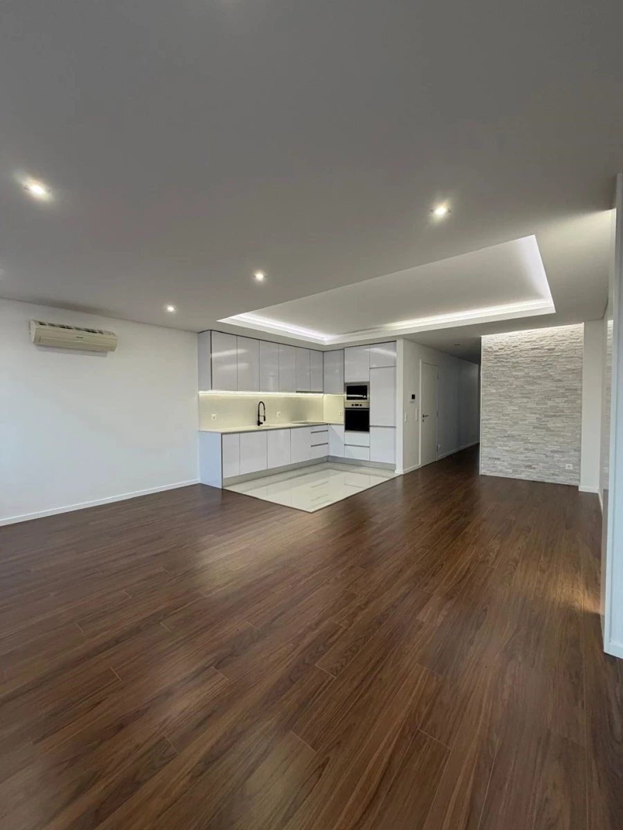 Apartamento T3 para Venda em Ramalde Foto 7