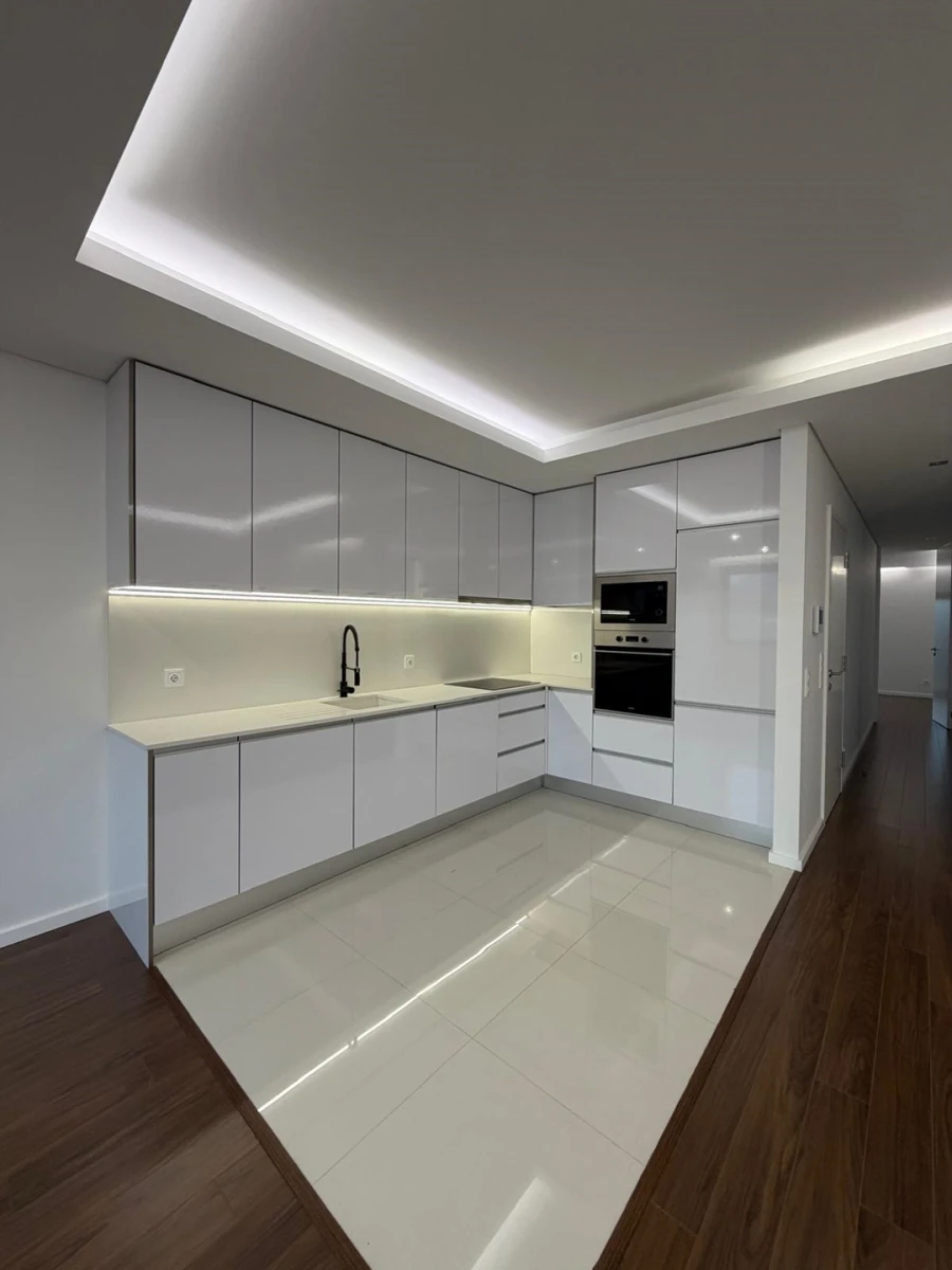 Apartamento T3 para Venda em Ramalde Foto 8