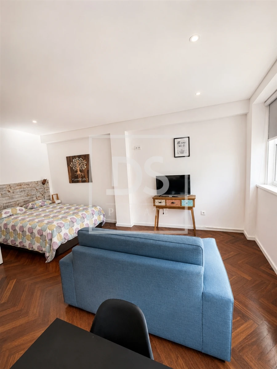 Apartamento T0 para Venda em Cedofeita, Santo Ildefonso, Sé, Miragaia, São Nicolau e Vitória Foto 3