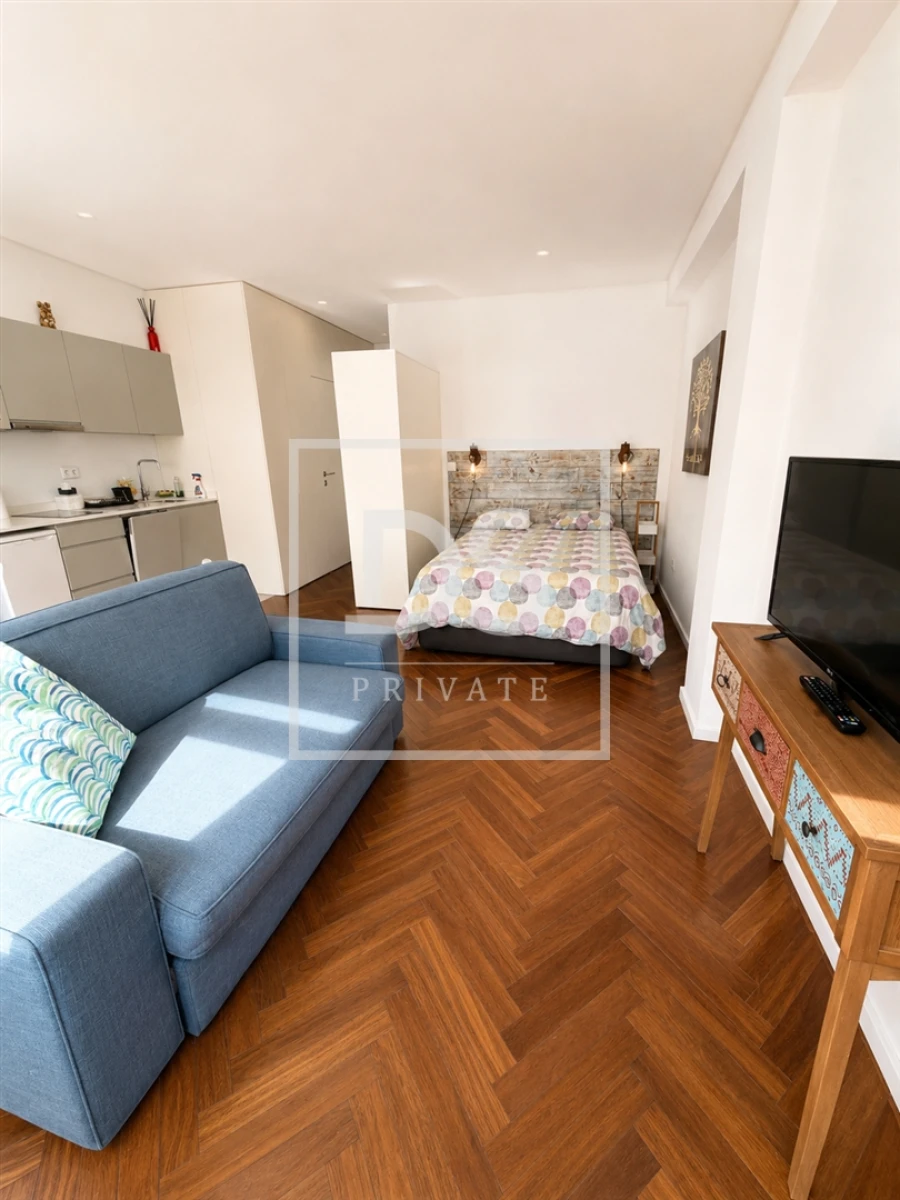 Apartamento T0 para Venda em Cedofeita, Santo Ildefonso, Sé, Miragaia, São Nicolau e Vitória Foto 5