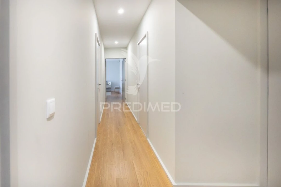 Moradia T4 para Venda em Este (São Pedro e São Mamede) Foto 8