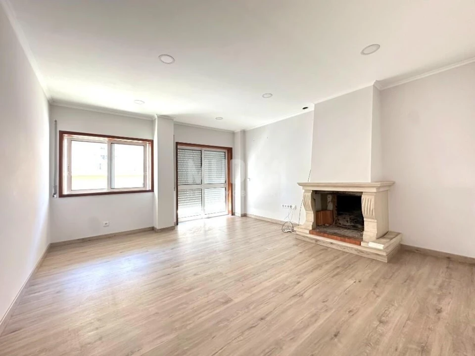 Apartamento T3 para Venda em Beduído e Veiros Foto 1