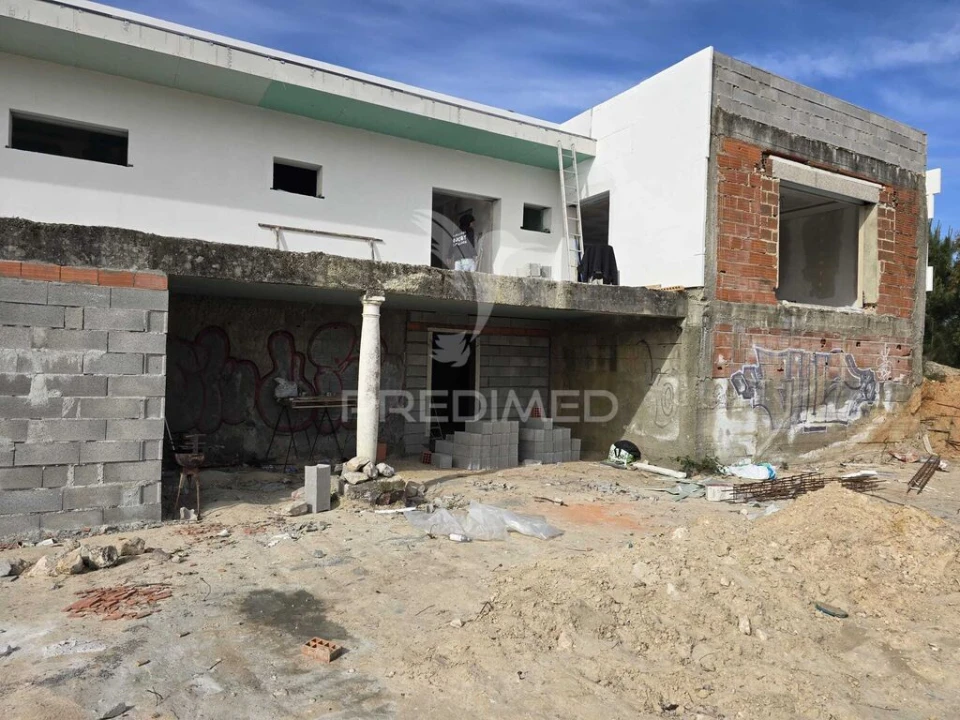 Moradia T3 para Venda em Quinta do Anjo Foto 15