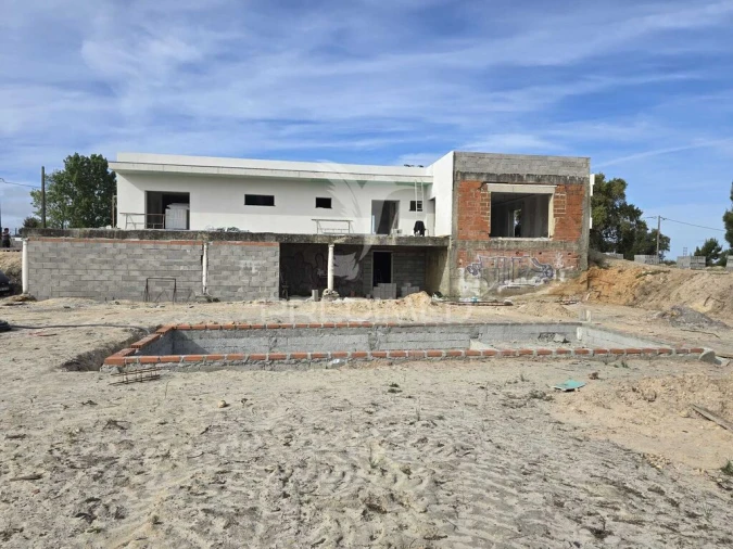 Moradia T3 para Venda em Quinta do Anjo Foto 14