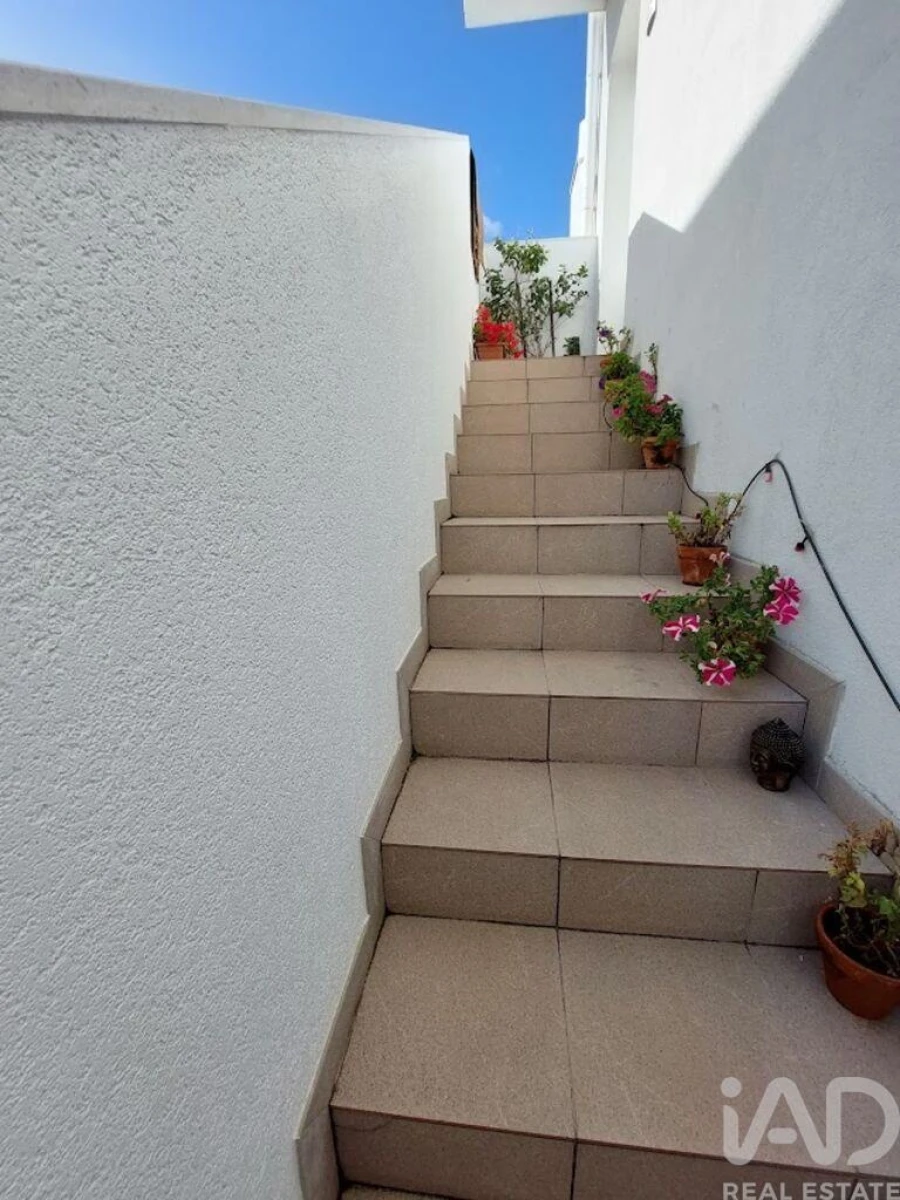 Apartamento T2 para Venda em Quinta do Anjo Foto 28