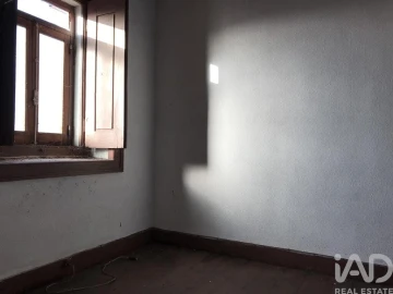 Moradia T5 para Venda em Freixianda, Ribeira do Fárrio e Formigais