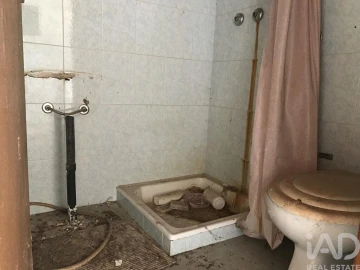 Moradia T5 para Venda em Freixianda, Ribeira do Fárrio e Formigais