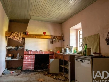 Moradia T5 para Venda em Freixianda, Ribeira do Fárrio e Formigais