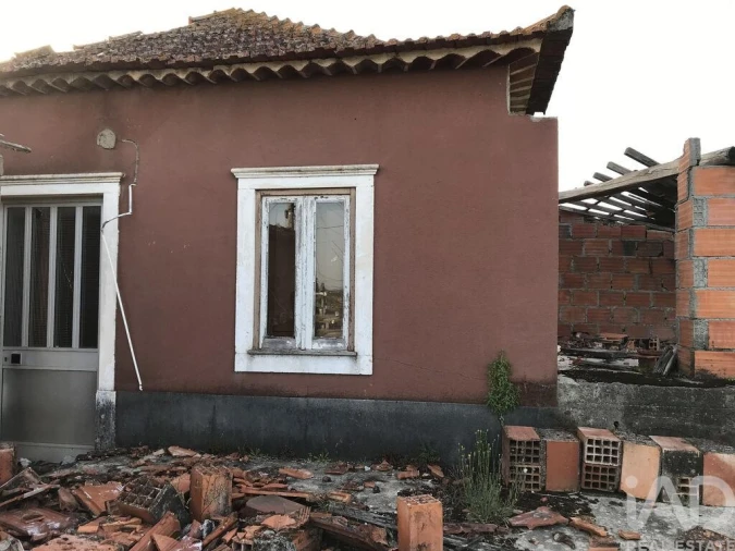 Moradia T5 para Venda em Freixianda, Ribeira do Fárrio e Formigais Foto 11