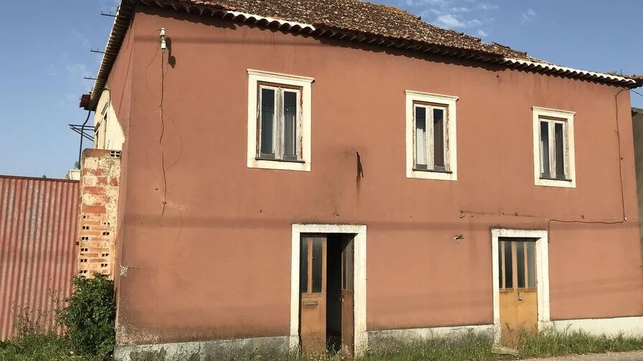 Moradia T5 para Venda em Freixianda, Ribeira do Fárrio e Formigais