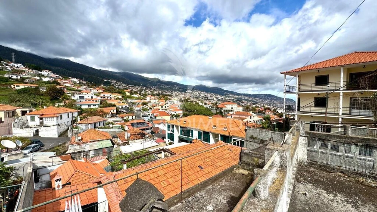 Moradia T2 para Venda em Santo Antonio Foto 5