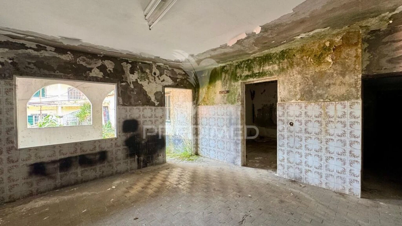 Moradia T2 para Venda em Santo Antonio Foto 13