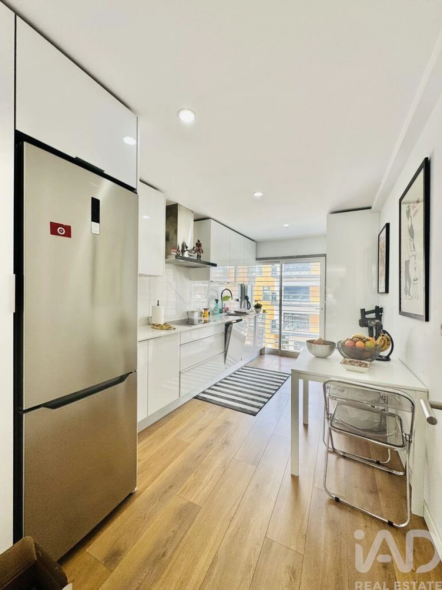 Apartamento T3 para Venda em Santo Antonio da Charneca Foto 8