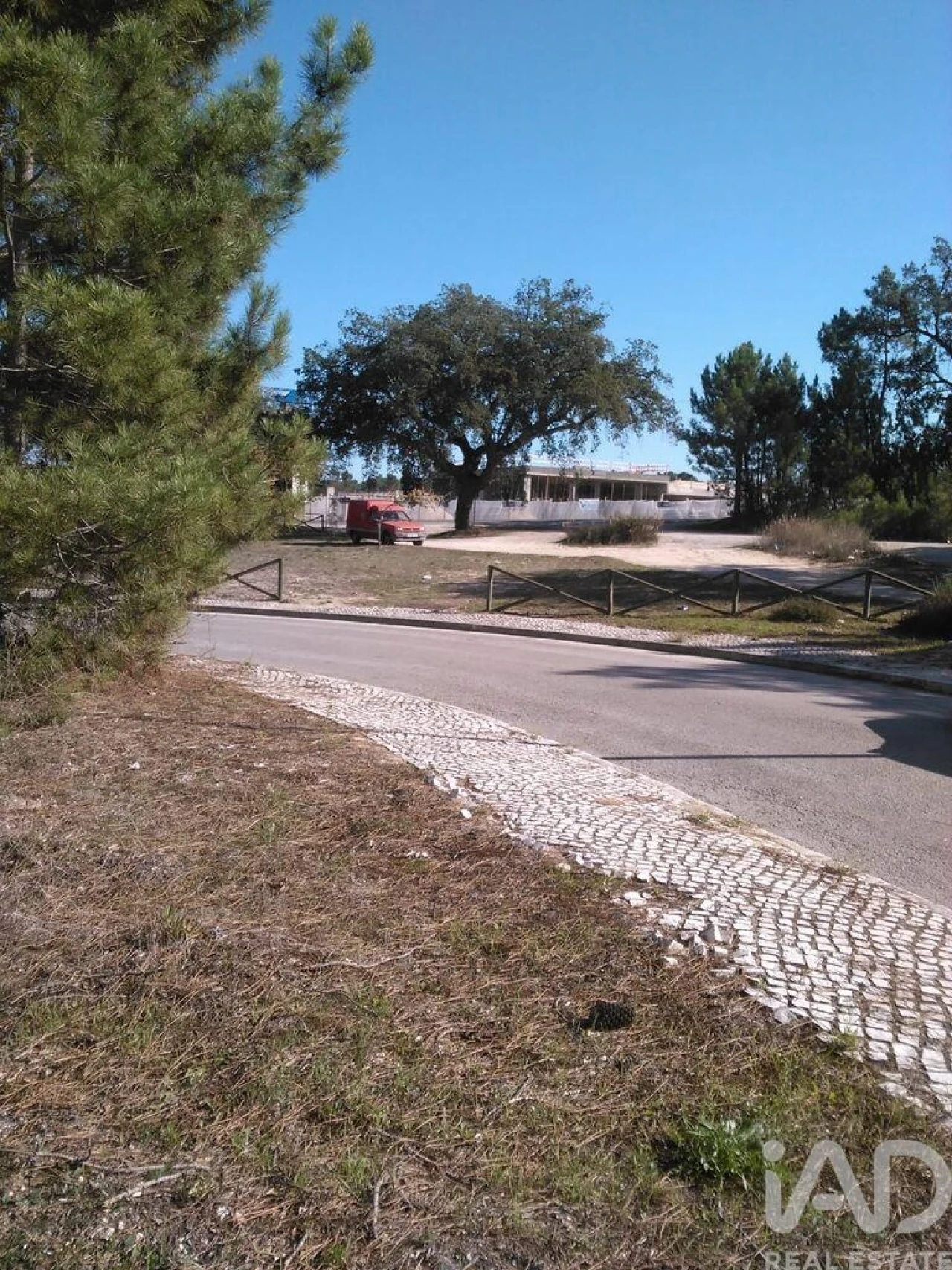 Terreno para Venda em Azeitão (São Lourenço e São Simão) Foto 1