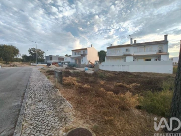 Terreno para Venda em Azeitão (São Lourenço e São Simão)