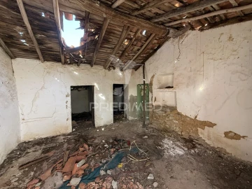 Moradia T2 para Venda em São Bento