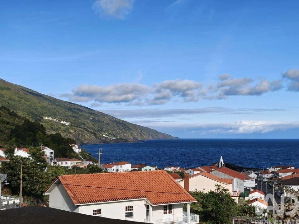 Moradia T3 para Venda em Ribeiras Foto 27