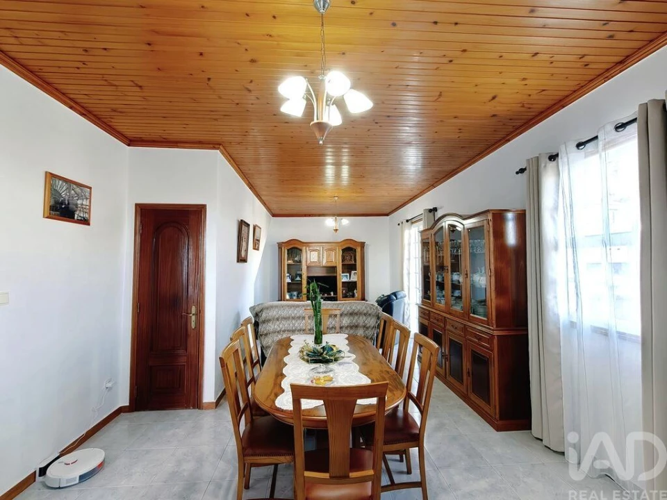 Moradia T3 para Venda em Ribeiras Foto 7