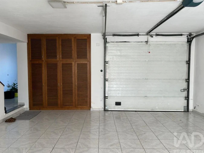 Moradia T4 para Venda em Santa Maria Maior Foto 16