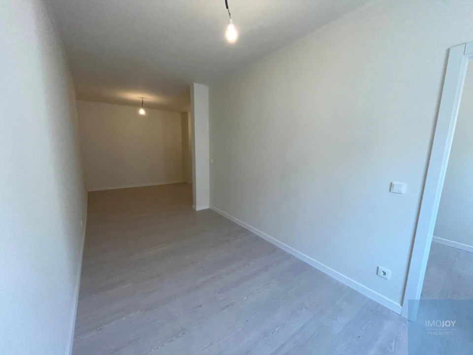 Apartamento T2 para Venda em Penha de França Foto 3