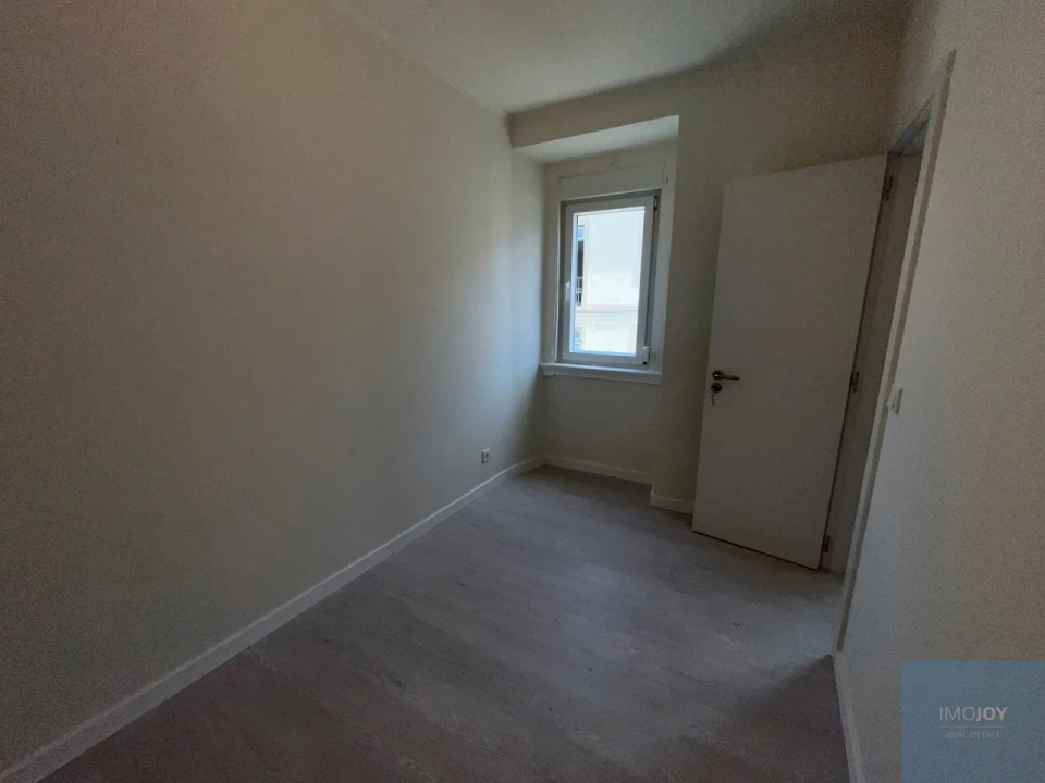 Apartamento T2 para Venda em Penha de França Foto 22