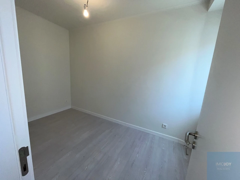 Apartamento T2 para Venda em Penha de França Foto 23