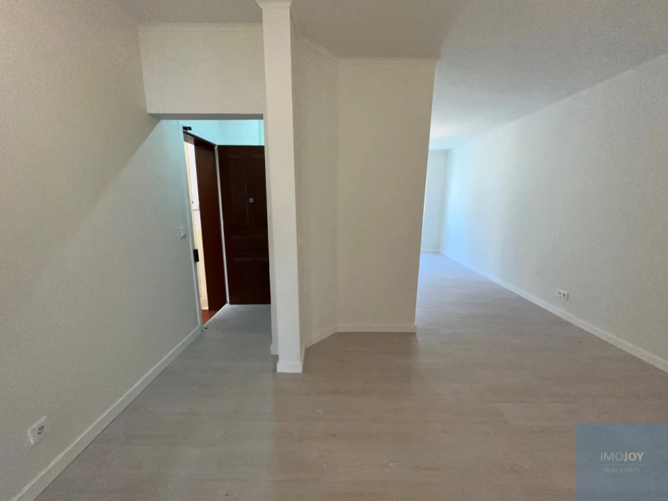 Apartamento T2 para Venda em Penha de França Foto 26