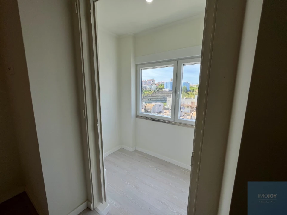 Apartamento T2 para Venda em Penha de França Foto 27