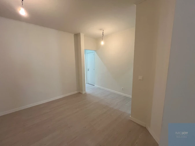 Apartamento T2 para Venda em Penha de França Foto 4