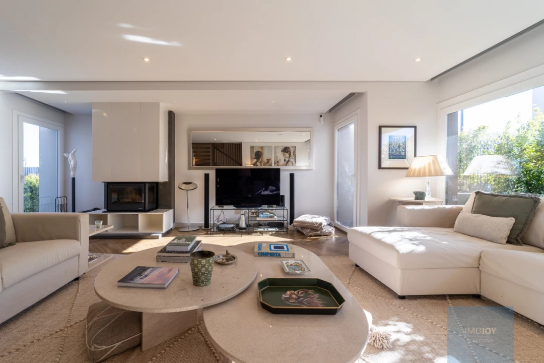 Moradia T4 para Venda em Rio de Mouro Foto 4