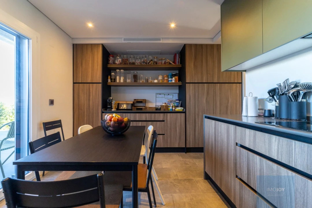 Moradia T4 para Venda em Rio de Mouro Foto 13