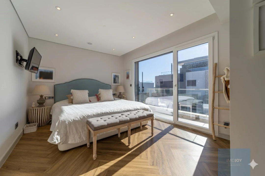 Moradia T4 para Venda em Rio de Mouro Foto 17