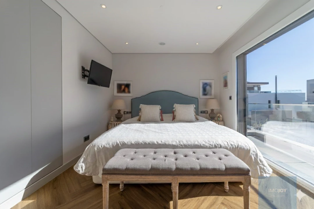 Moradia T4 para Venda em Rio de Mouro Foto 18