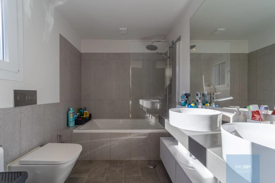 Moradia T4 para Venda em Rio de Mouro Foto 20