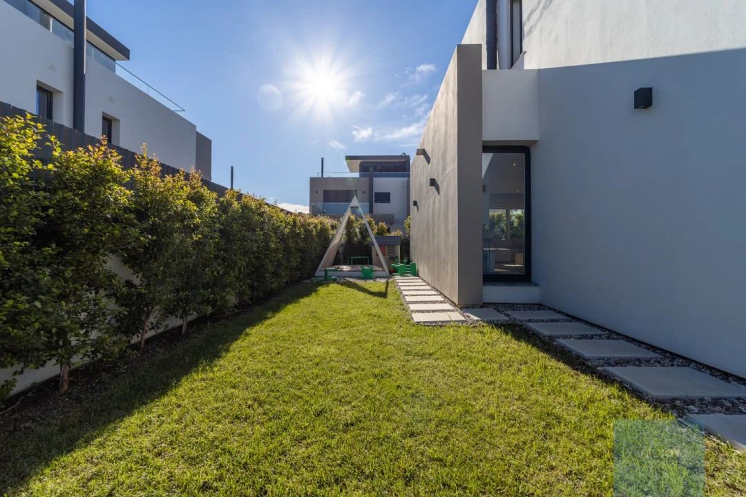 Moradia T4 para Venda em Rio de Mouro Foto 31