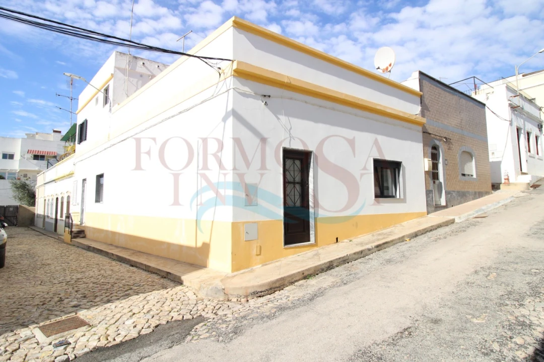 Moradia T3 para Venda em Moncarapacho e Fuseta Foto 1