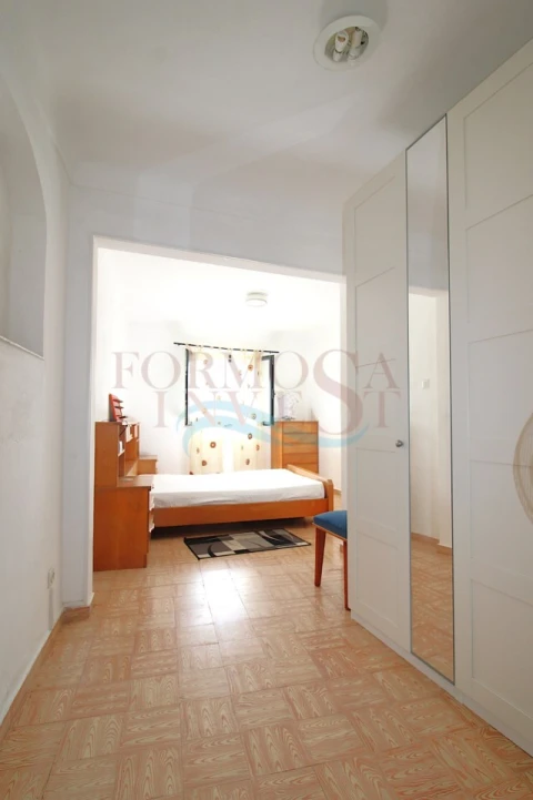 Moradia T3 para Venda em Moncarapacho e Fuseta