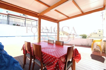 Moradia T3 para Venda em Moncarapacho e Fuseta