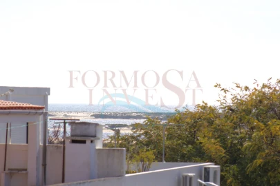 Moradia T3 para Venda em Moncarapacho e Fuseta