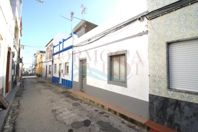 Moradia T2 para Venda em Moncarapacho e Fuseta