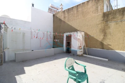 Moradia T2 para Venda em Moncarapacho e Fuseta