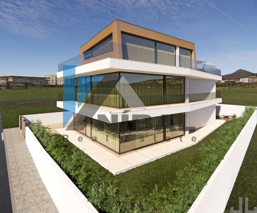 Moradia T3 para Venda em Arcozelo Foto 9