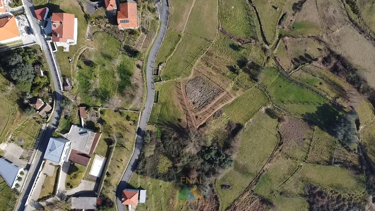 Terreno para Venda em Alvora e Loureda Foto 13