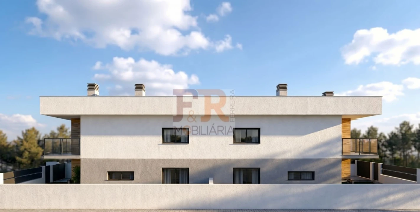 Moradia T4 para Venda em Fernao Ferro Foto 2