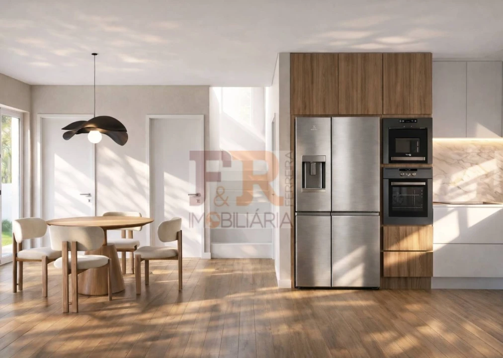 Moradia T4 para Venda em Fernao Ferro Foto 11